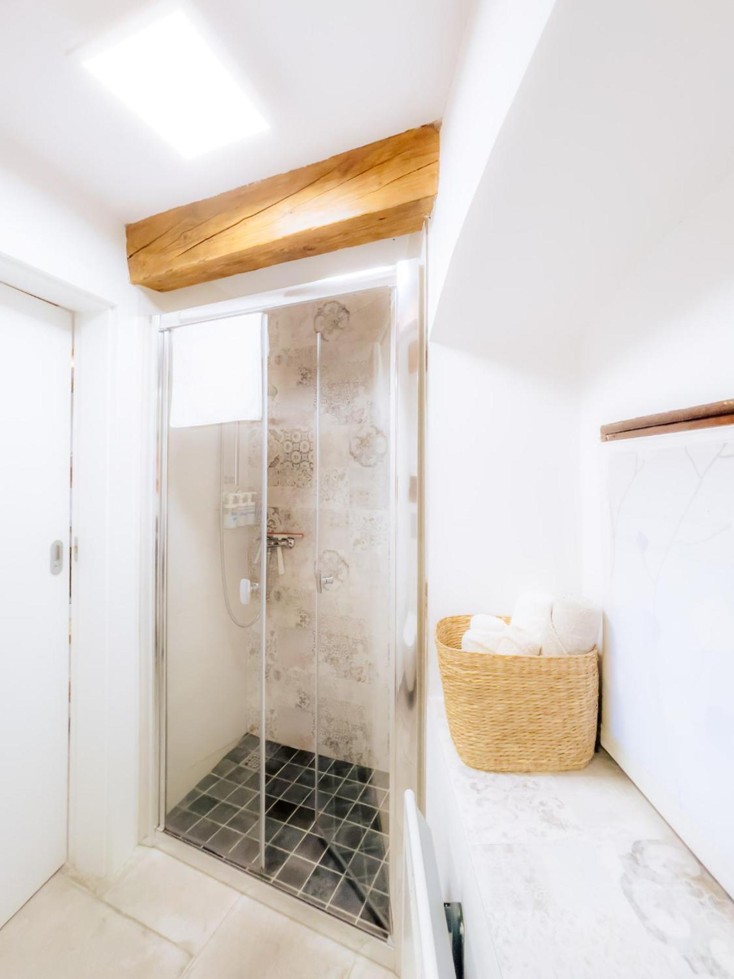 Apartment Villa Irena Great For A Family Holiday With Free Parking And Ev Station Ajdovscina Exterior foto